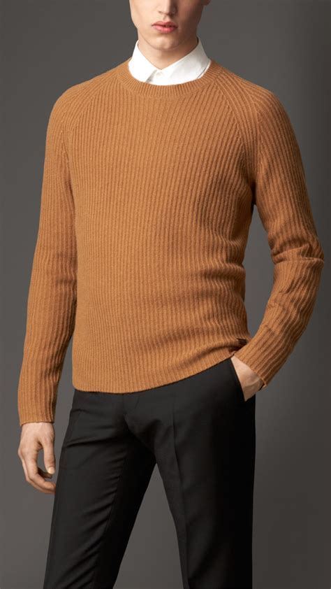 sweater burberry hombre|burberry cashmere setup men.